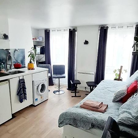Escale Dans Le Haut Marais Paris Exteriör bild